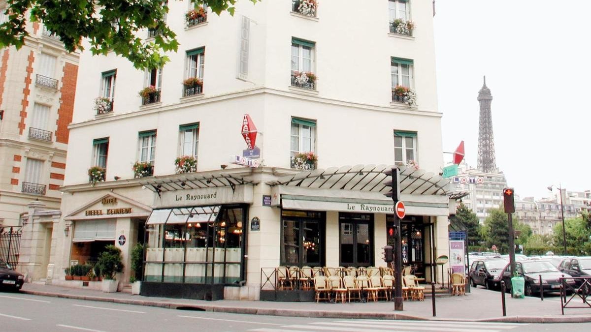 Eiffel Kennedy Hotel